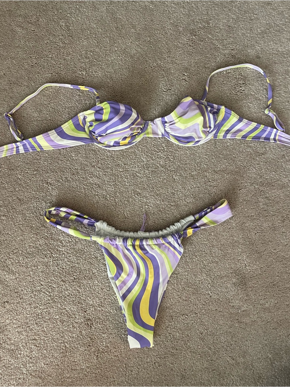 Garage bikini set